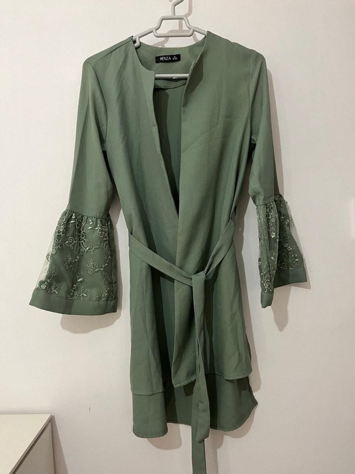 Nakış Detaylı Yeşil Kadın Takım - Görsel 2