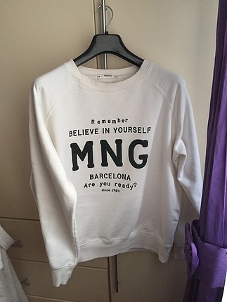 #Mango sweatshirt