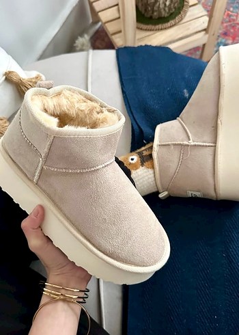 Bej Süet Kürklü Dolgu Topuk ugg - Görsel 2