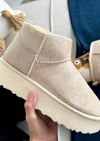 Bej Süet Kürklü Dolgu Topuk ugg - Görsel 3