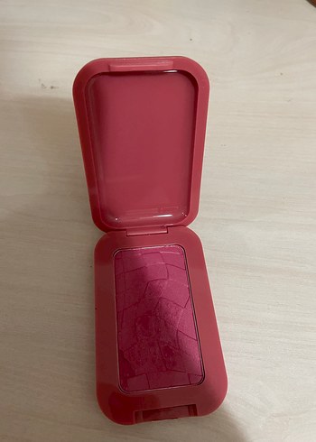 NYX Nyx buttermelt allık