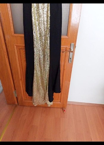 Altın Payetli Uzun Abiye Elbise - Görsel 5