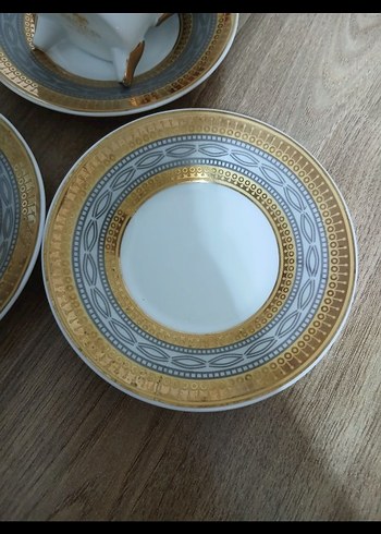 Altın detaylı beyaz fincan takımı - Görsel 2