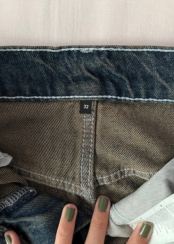 32 Beden Kemerli, Salaş Kesim Kadın Denim Pantolon
