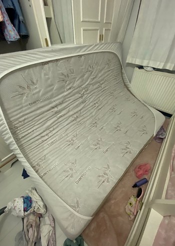 Diğer 180 e 200 yatak hiç kullanılmamış