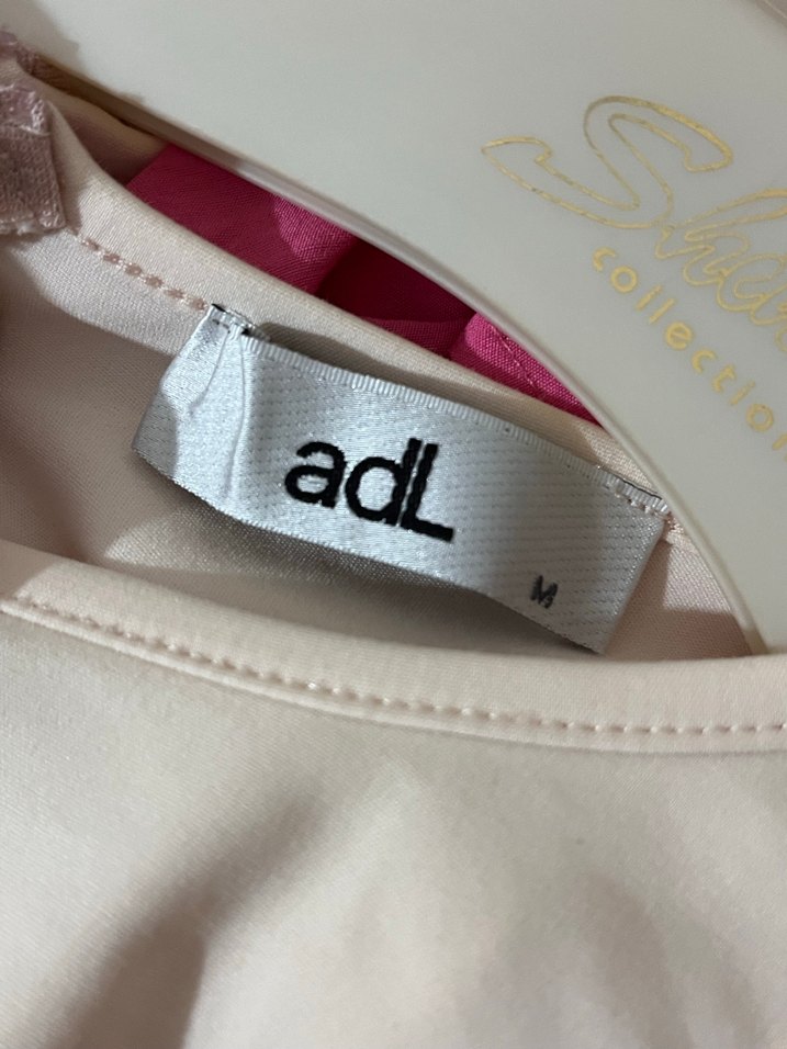 Klasik Bej Mini Elbise - Görsel 3