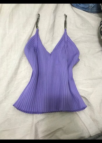 Mor V Yaka İnce Askılı Triko Atlet - Görsel 3