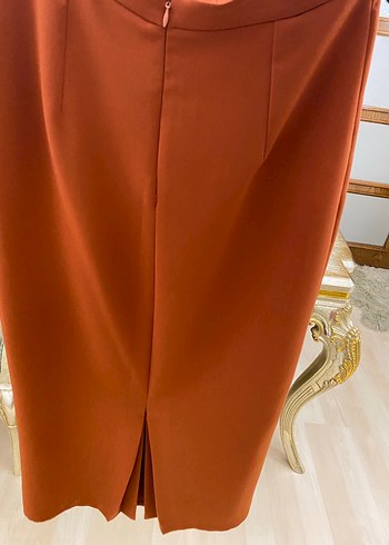 Drapeli Parlak Kahverengi Uzun Kadın Etek - Görsel 2