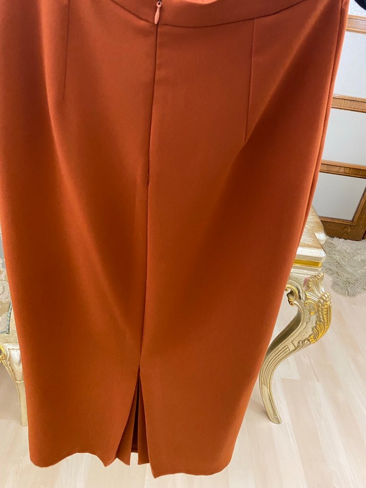 Drapeli Parlak Kahverengi Uzun Kadın Etek - Görsel 2