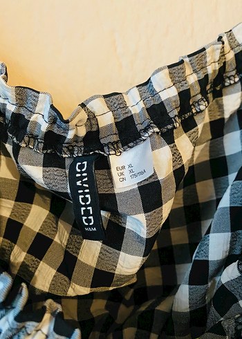 H&M Kadın Gri Ekose Fırfırlı Uzun Kollu Bluz