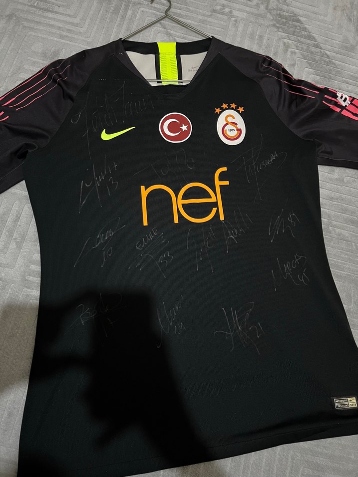 18-19 SENOZU İMZALI GALATASARAY FORMASI - Görsel 2