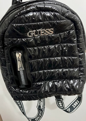 Guess sırt çanta
