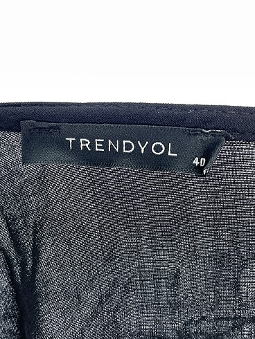 40 Beden siyah Renk Trendyol & Milla Mini Elbise %70 İndirimli.