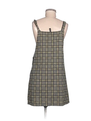 40 Beden H&M Kısa Salopet %70 İndirimli.