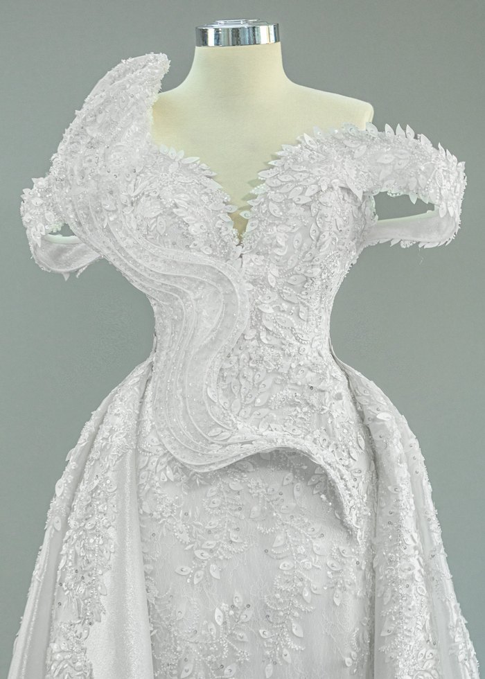 Klasik Beyaz Uzun A Kesim Gelinlik - Görsel 2