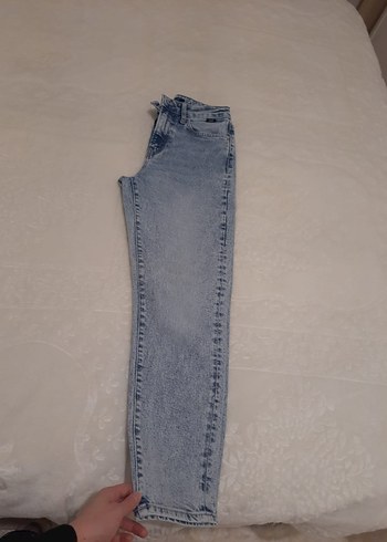 Düğmeli Mavi Midi Kot Pantolon - Görsel 2