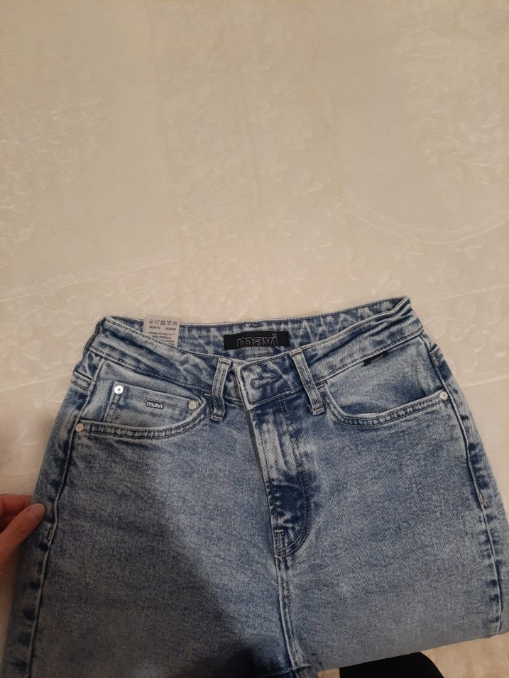 Düğmeli Mavi Midi Kot Pantolon - Görsel 5