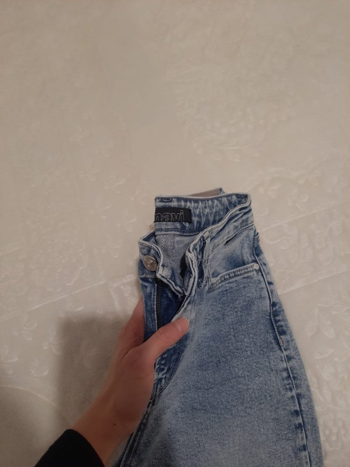 Düğmeli Mavi Midi Kot Pantolon - Görsel 3