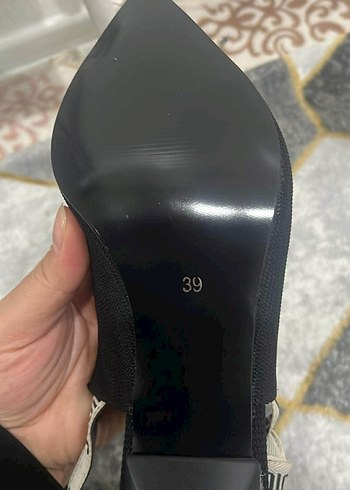Dior Siyah Elastik Bantlı Stiletto Kadın Ayakkabı