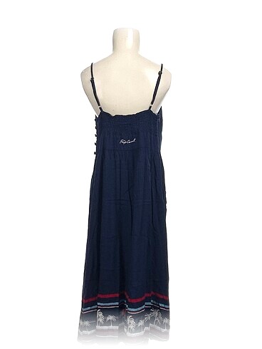 38 Beden PreLoved Kısa Elbise %70 İndirimli.