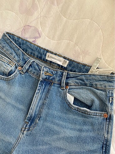 stradivarius straight fit vintage jean