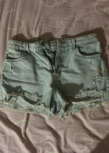 Mavi Düğmeli Mini Denim Şort