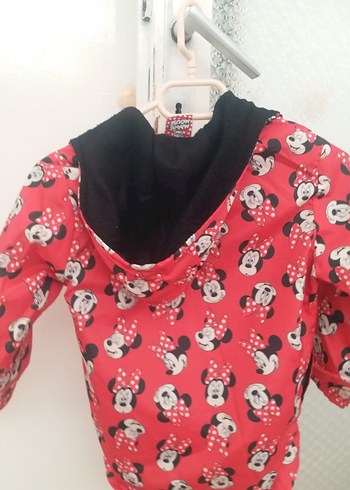 Kız Çocuk Kırmızı Kapüşonlu Baskılı Mont - Görsel 2