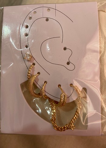 Zincir Detaylı Mini Altın Küpe Seti - Görsel 8