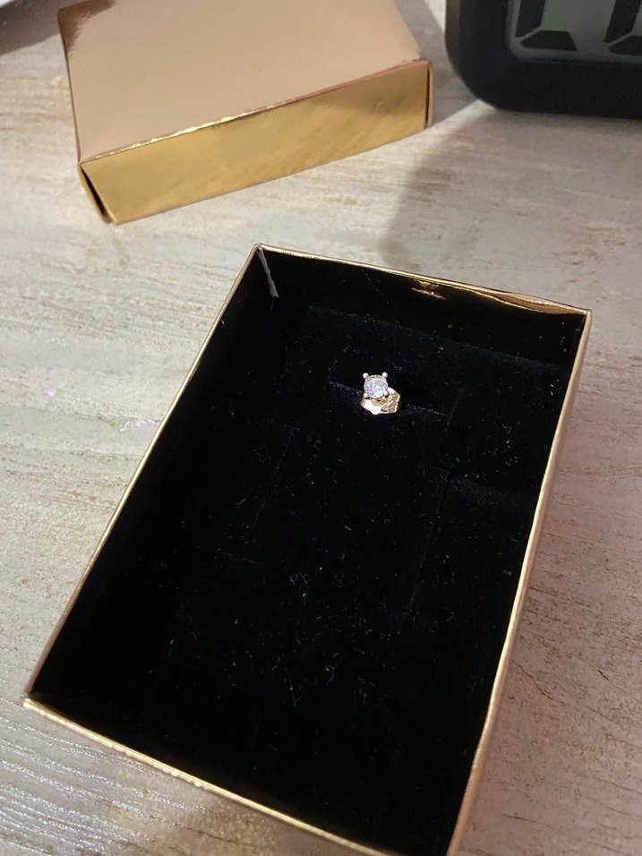 Zincir Detaylı Mini Altın Küpe Seti - Görsel 5