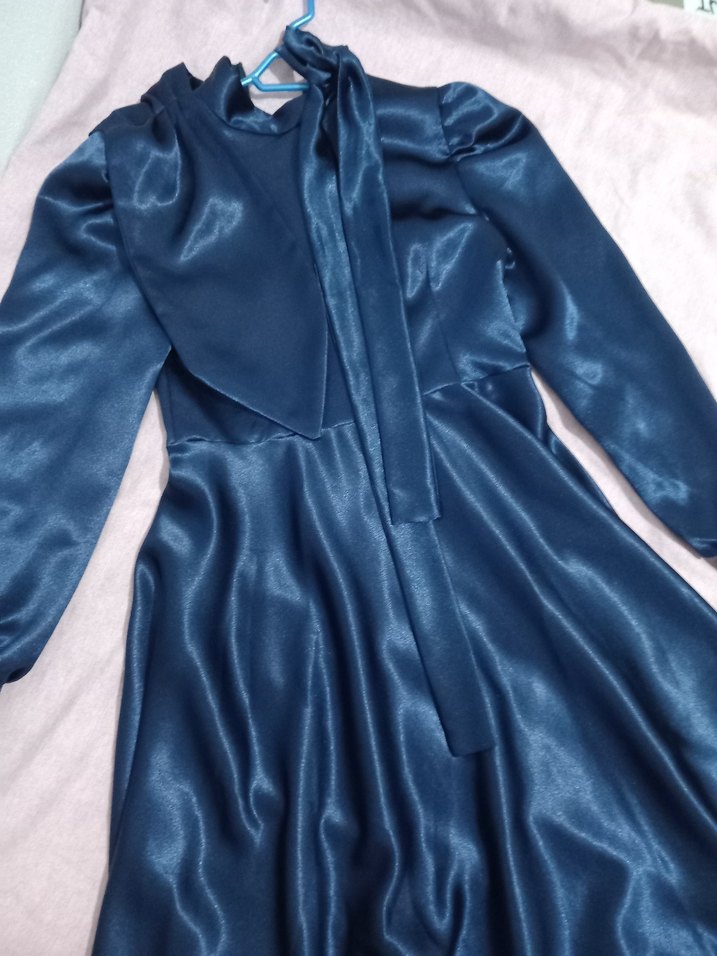 Lacivert saten abiye - Görsel 3