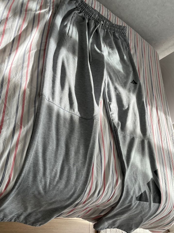 Adidas eşofman m beden temiz ürün 2 kere giydim - Görsel 3