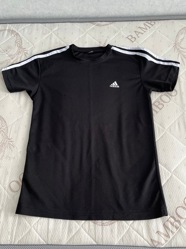 Adidas Siyah Kısa Kollu Erkek Tişört - Görsel 2