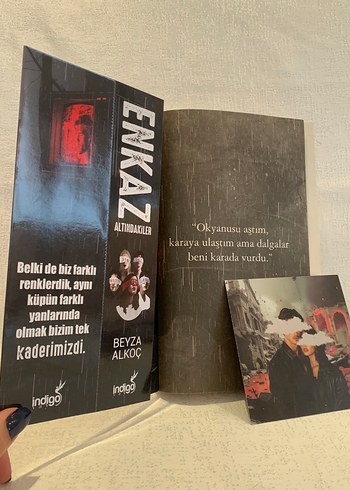  Beden Renk Beyza Alkoç - Enkaz Altındakiler Serisi