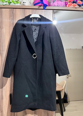 Siyah uzun kadın mont kaban - Görsel 2