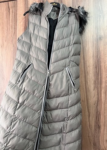 Gri Uzun Kürklü Kadın Yelek - Görsel 2