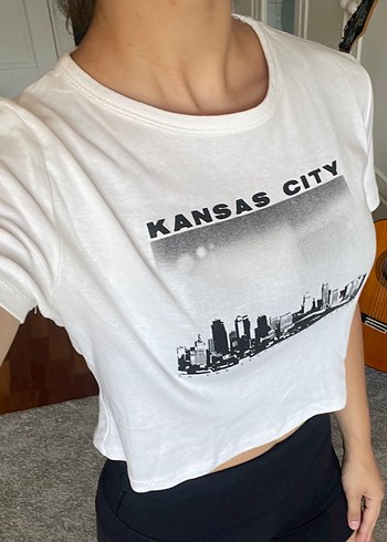 Baskılı Beyaz Crop Tişört Kadın