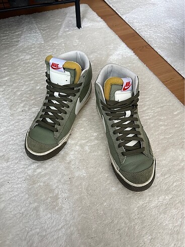 Nike blazer