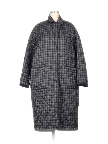 Uniqlo Mont %70 İndirimli.