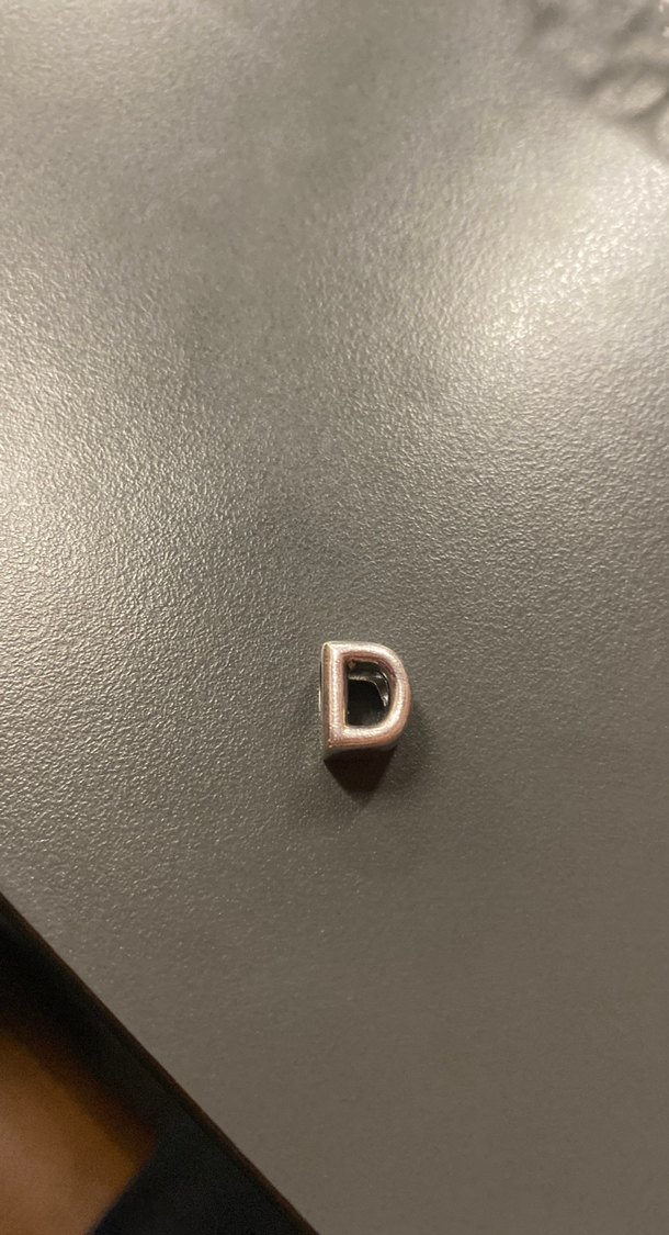Pandora D harf charm - Görsel 3