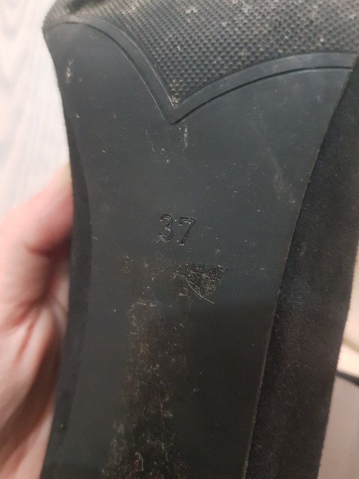 Siyah Süet Tokalı Kadın Topuklu Ayakkabı - Görsel 3