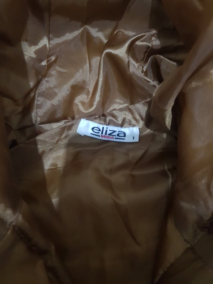 Bej Uzun Düğmeli Kadın Yelek - Görsel 3