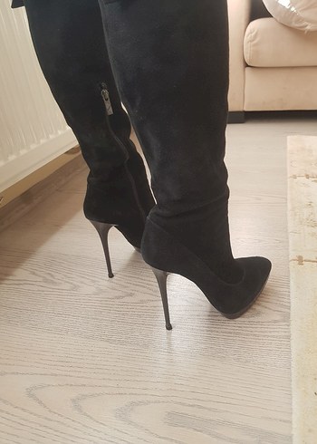Siyah Süet Dizüstü Stiletto Topuklu Bot - Görsel 2