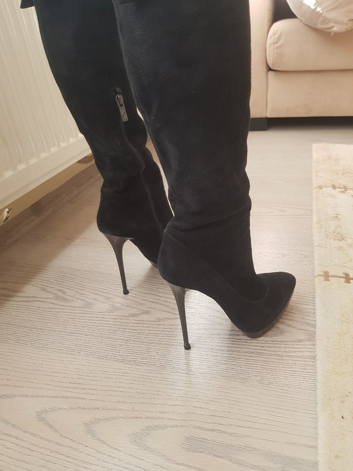 Siyah Süet Dizüstü Stiletto Topuklu Bot - Görsel 2