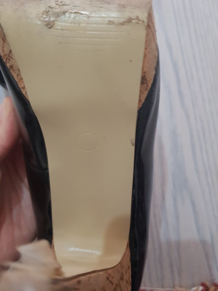 Siyah Parlak Tokalı Yüksek Topuklu Stiletto - Görsel 3