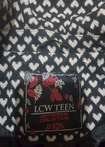 Kız Çocuk Kalp Desenli Kürklü Mont - Görsel 3