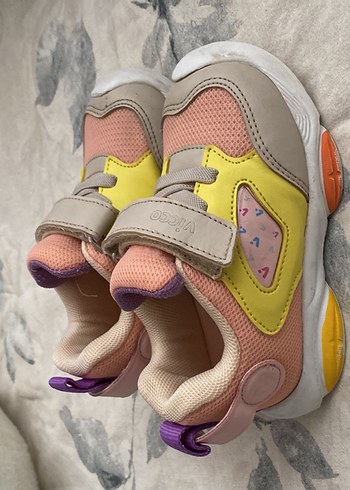 Kız Çocuk Çok Renkli Cırt Cırtlı Spor Ayakkabı - Görsel 4