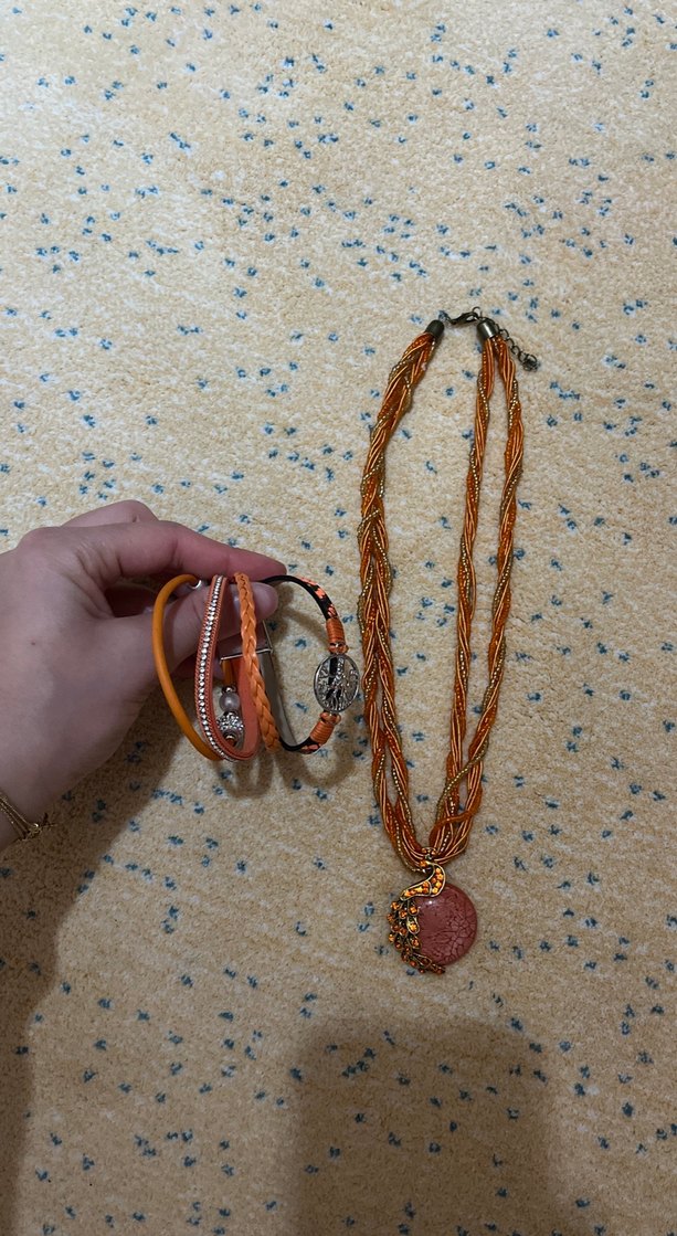 Uzun turuncu Yılan Desenli Boncuklu Kolye - Görsel 3