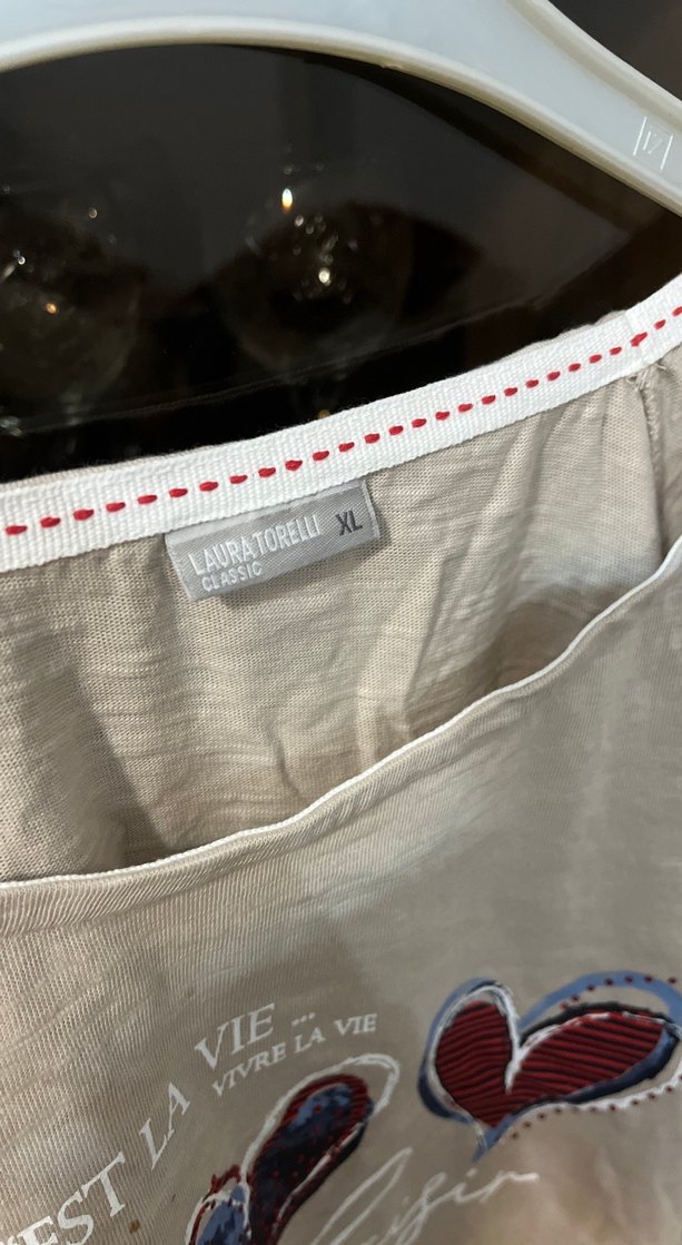 Bej Desenli Tişört - Görsel 3