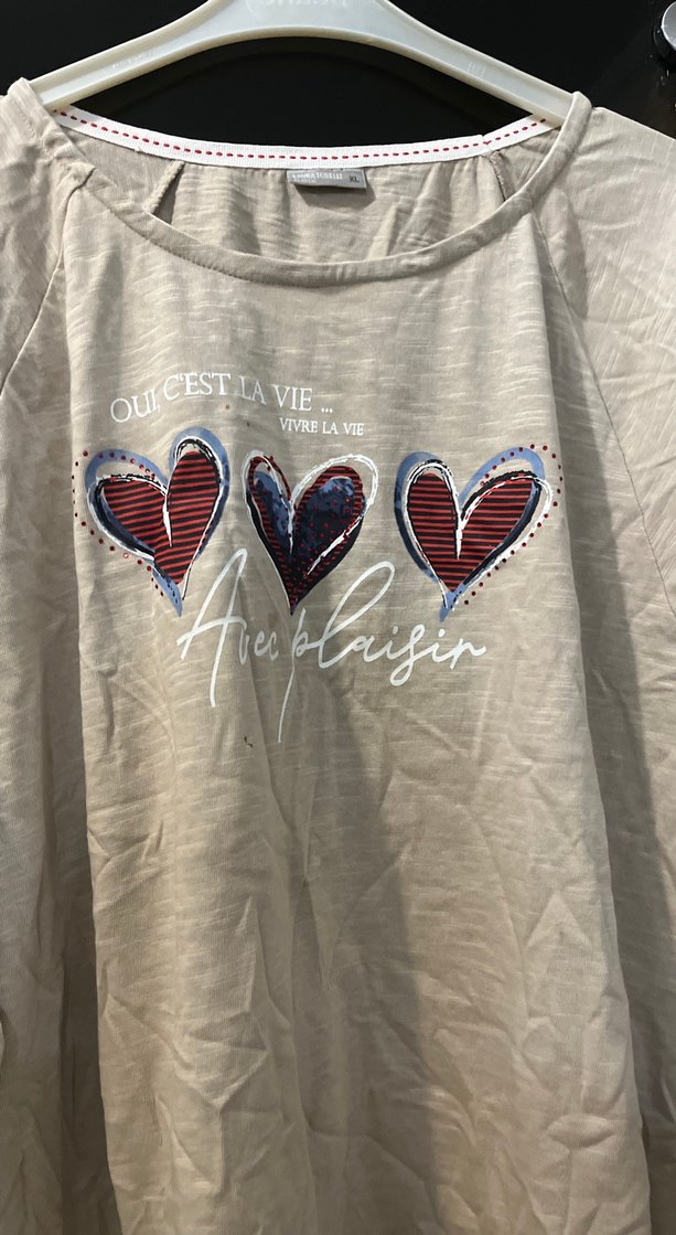 Bej Desenli Tişört - Görsel 2