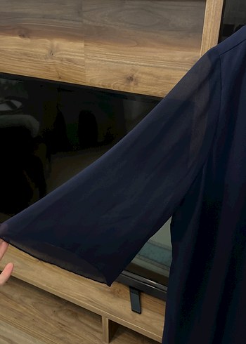 Uzun Siyah V Yakalı Kadın Elbise - Görsel 4